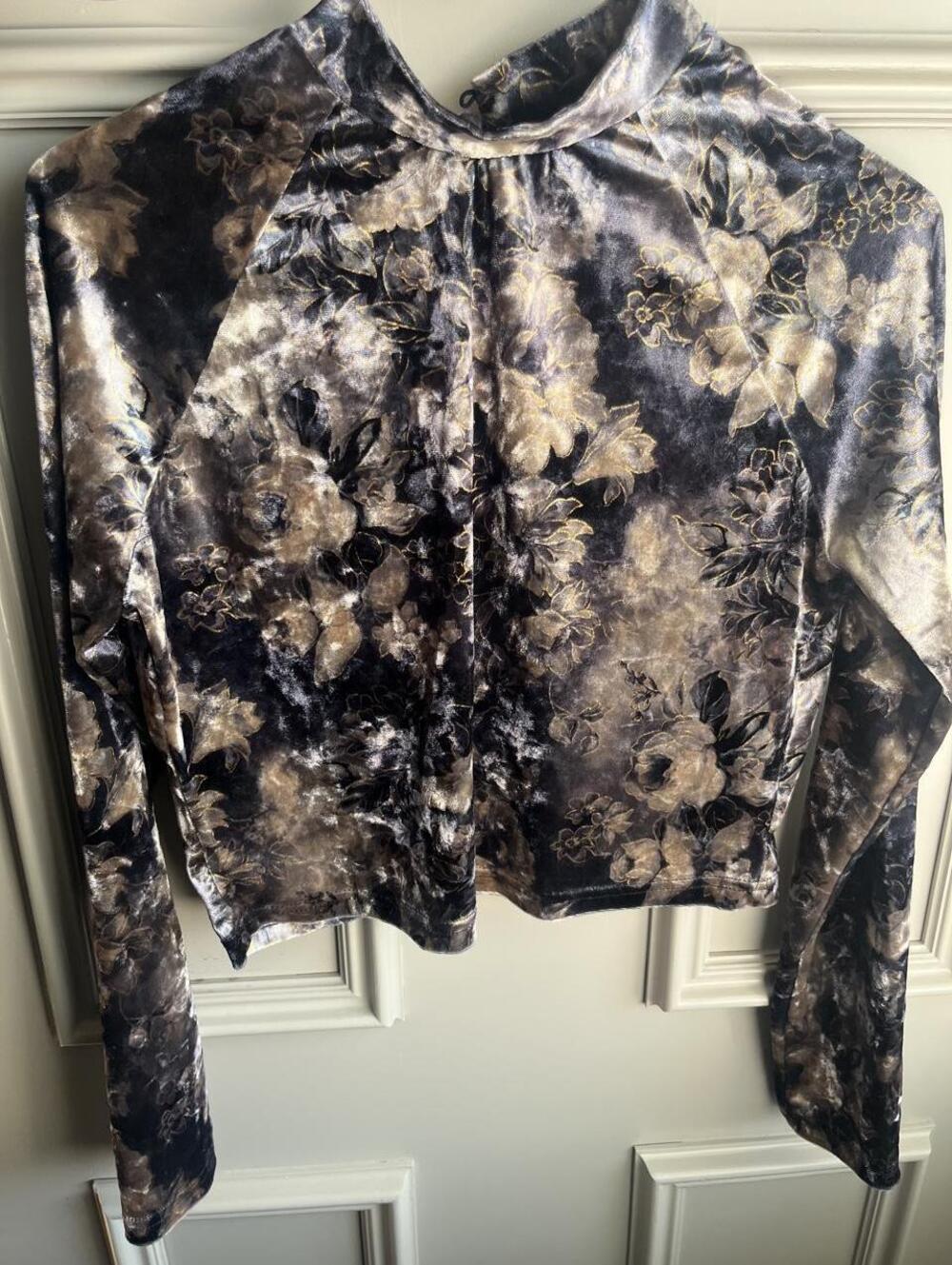 Y2K FORE Velvet Floral Mock Neck Top Large